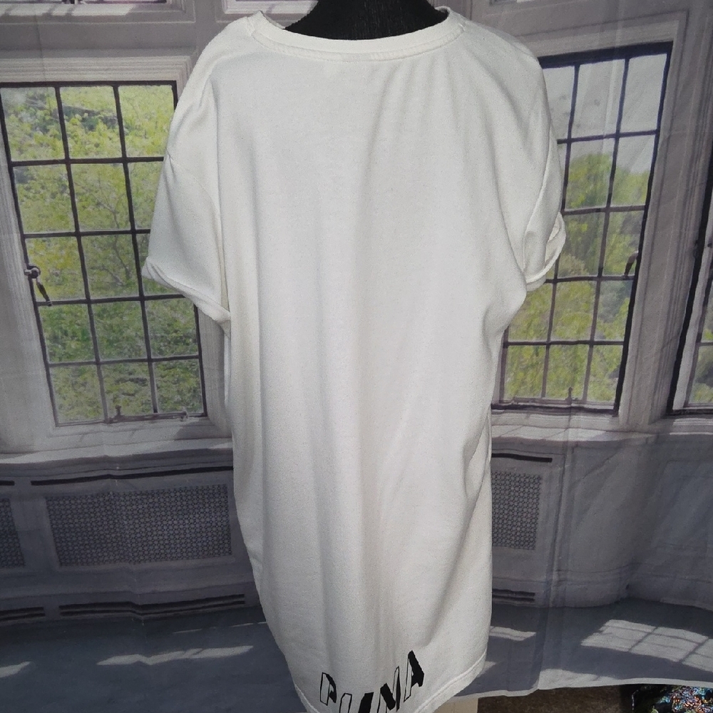 Puma White Shirt with Gray Logo Tag - Picture 3 of 6